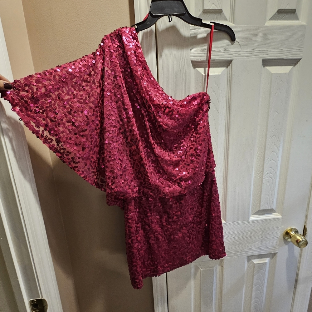 Amazing off the shoulder pink sequin Jessica Simpson dress. - Picture 3 of 6